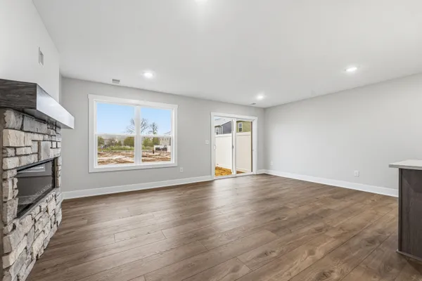 $384,000 | 910 Indiana Avenue, Unit 12, South Haven, MI 49090