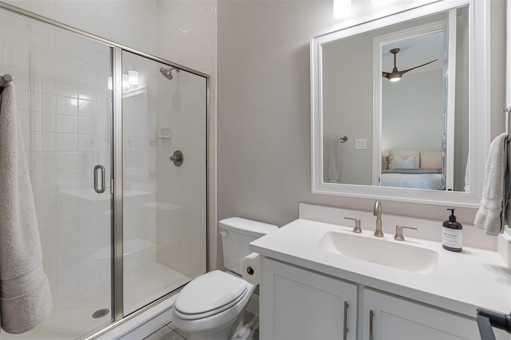 15308 Sassafras Road Frisco, TX 75035 - Photo 21 of 32 en-Suite Bath