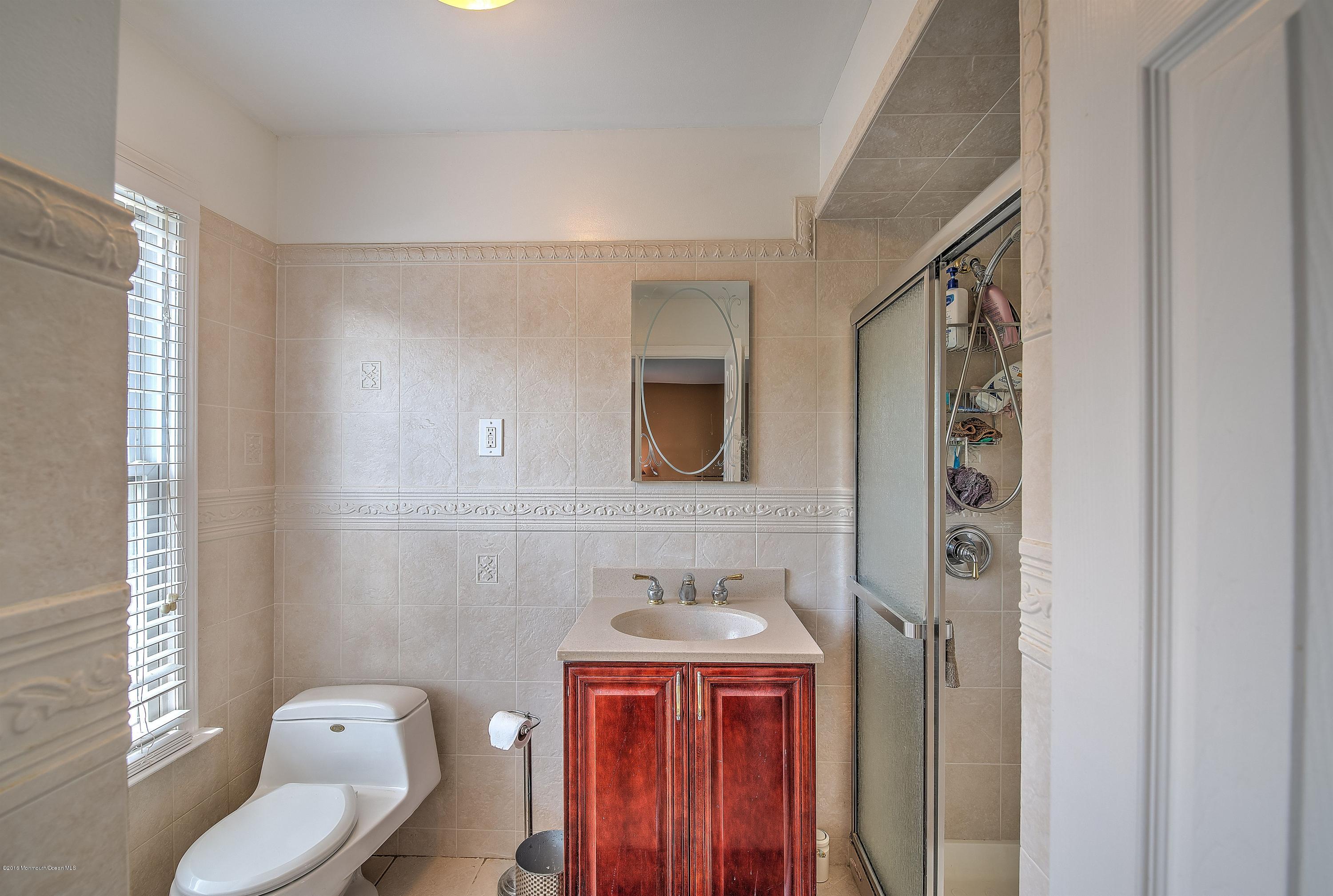 10 Higgins Road Old Bridge, NJ 08857 - Photo 11 of 18 019_MASTER BATHROOM
