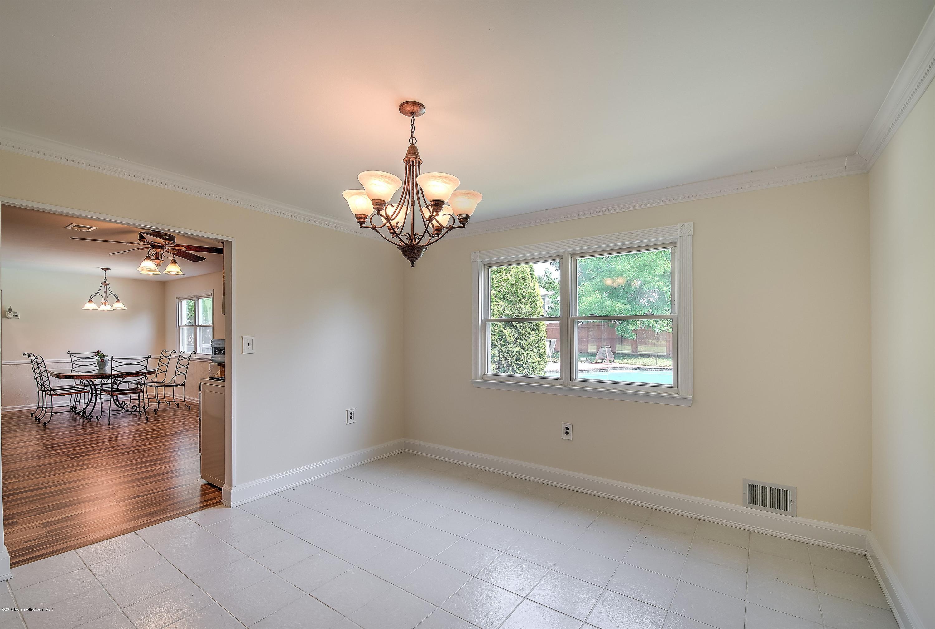 10 Higgins Road Old Bridge, NJ 08857 - Photo 7 of 18 011_DINING ROOM