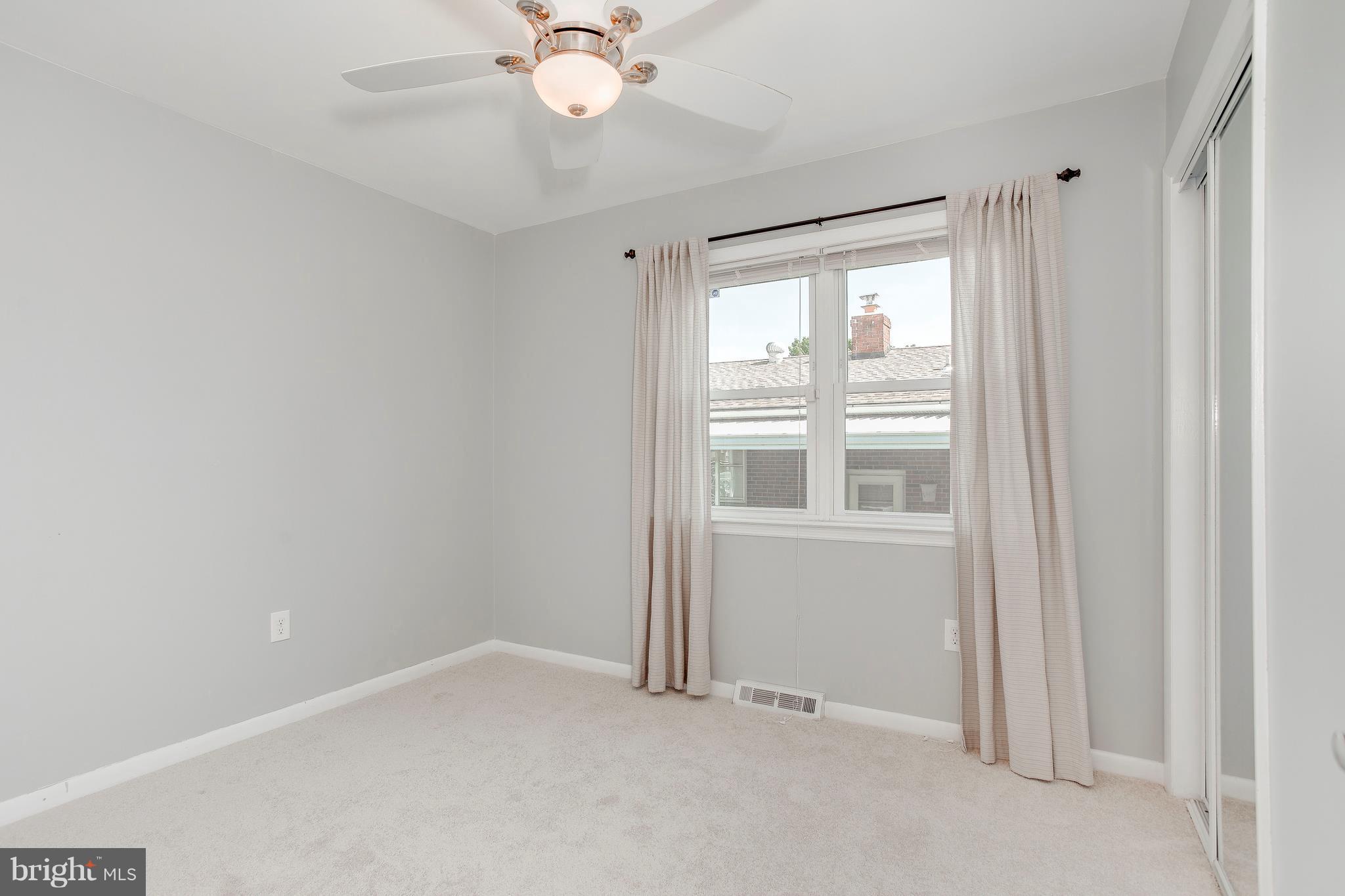 937 Oakleigh Beach Road Baltimore, MD 21222 - Photo 21 of 30 Bedroom