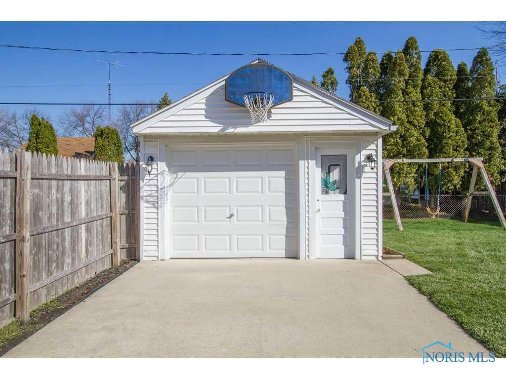 544 Waybridge Road Toledo, OH 43612 - Photo 17 of 18 Gallery Image 17