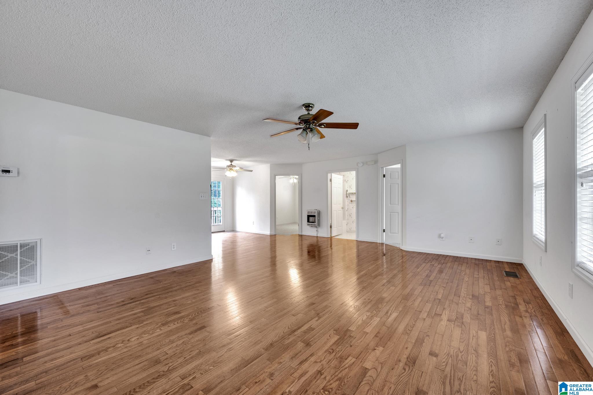 8901 Central Road Warrior, AL 35180 - Photo 4 of 29