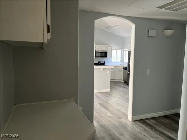 $1,395 | 1300 South Arlington Street, Unit 208, Las Vegas, NV 89104