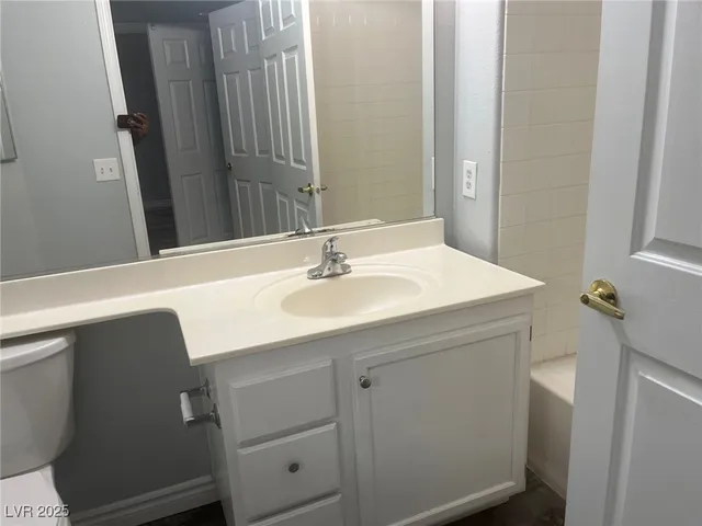 $1,395 | 1300 South Arlington Street, Unit 208, Las Vegas, NV 89104