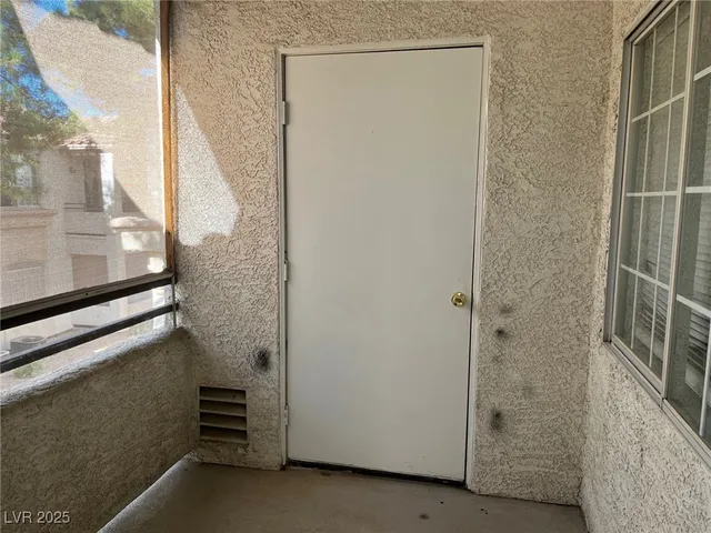 $1,395 | 1300 South Arlington Street, Unit 208, Las Vegas, NV 89104