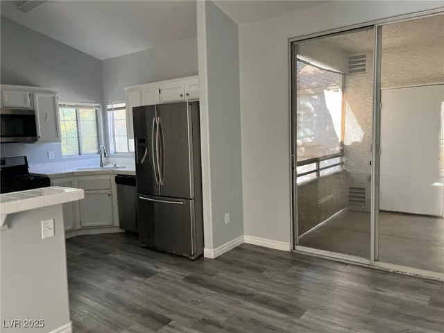 $1,395 | 1300 South Arlington Street, Unit 208, Las Vegas, NV 89104