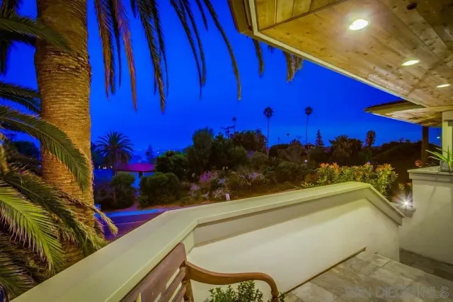 $3,885,000 | 7651 Country Club Drive, La Jolla, CA 92037