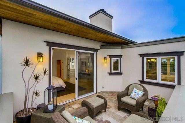 $3,885,000 | 7651 Country Club Drive, La Jolla, CA 92037