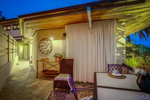 $3,885,000 | 7651 Country Club Drive, La Jolla, CA 92037