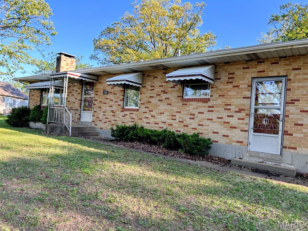 258 Main Street Herculaneum, MO 63048 - Photo 2 of 36