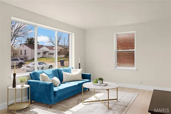 $239,000 | 7821 Parkwood Drive, St. Louis, MO 63123