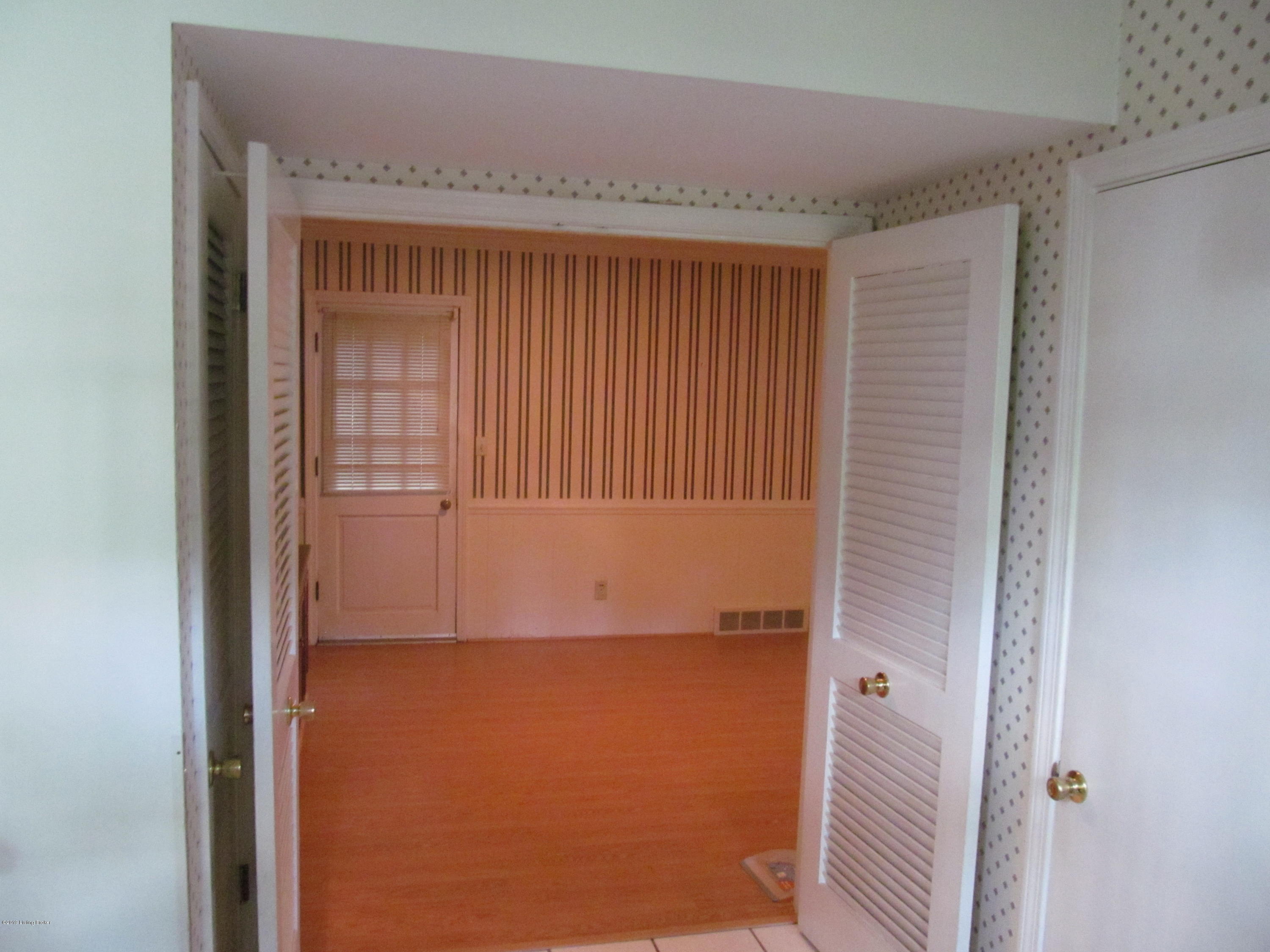 7815 Crown Top Road Louisville, KY 40241 - Photo 3 of 35 IMG_1074