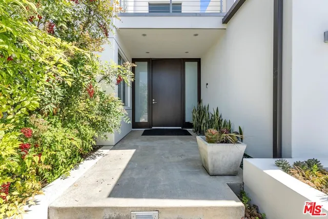 $17,000 | 15514 Casiano Court, Los Angeles, CA 90077