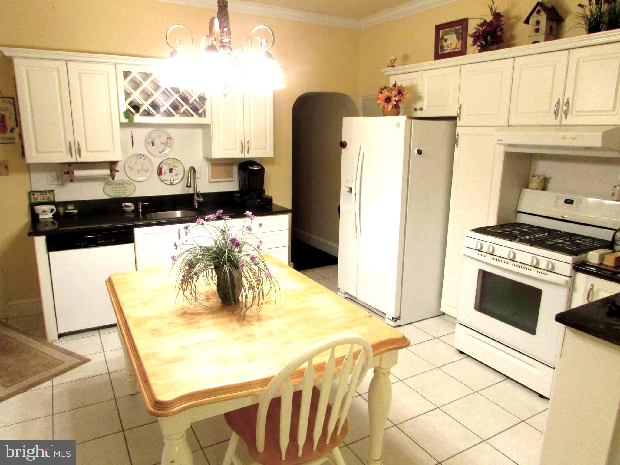 8021 Pine Road Philadelphia, PA 19111 - Photo 16 of 56 Gallery Image 16