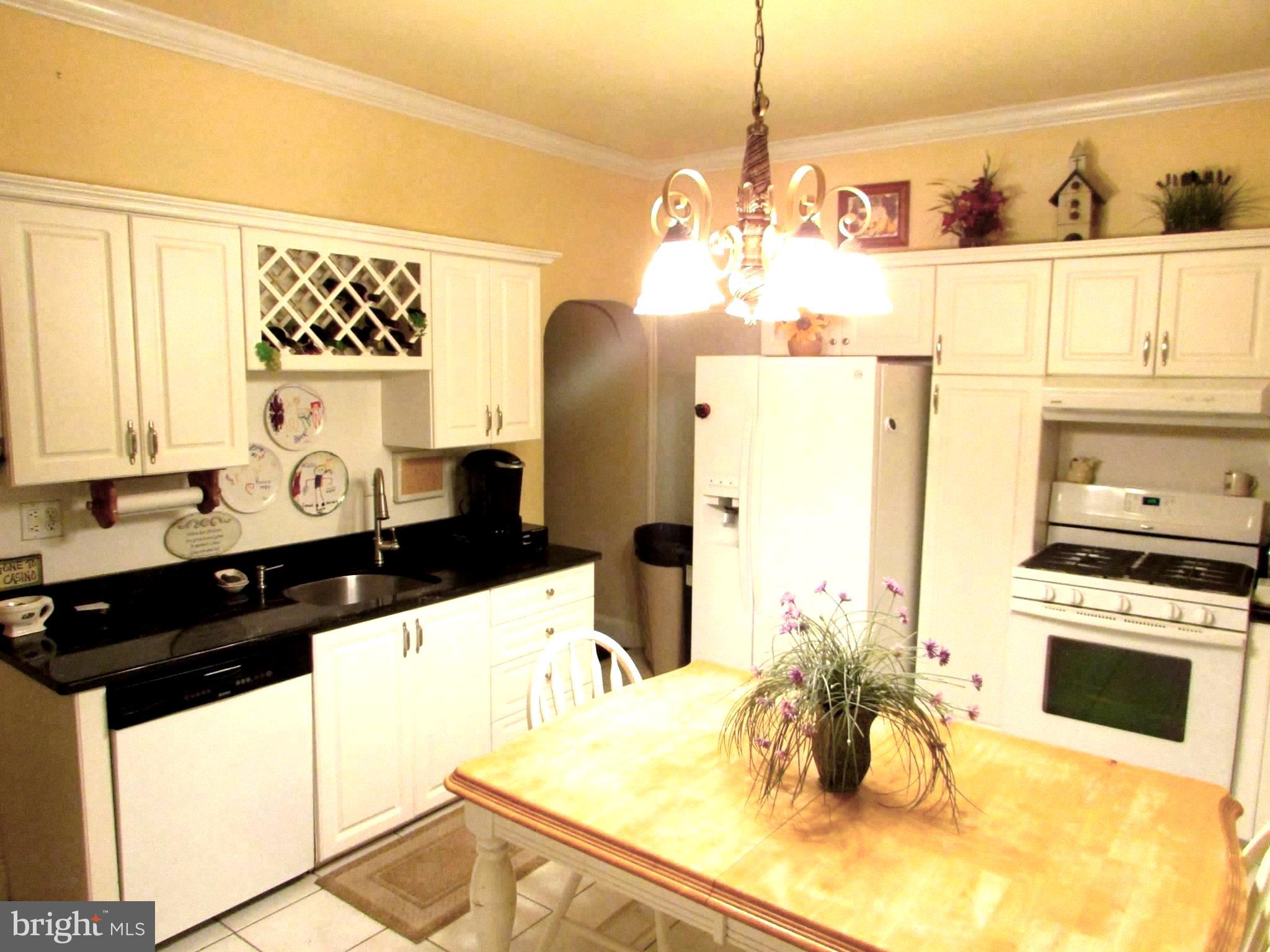 8021 Pine Road Philadelphia, PA 19111 - Photo 18 of 56 Gallery Image 18