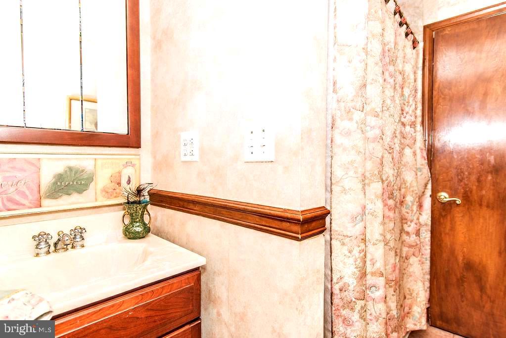 8021 Pine Road Philadelphia, PA 19111 - Photo 25 of 56 Gallery Image 25