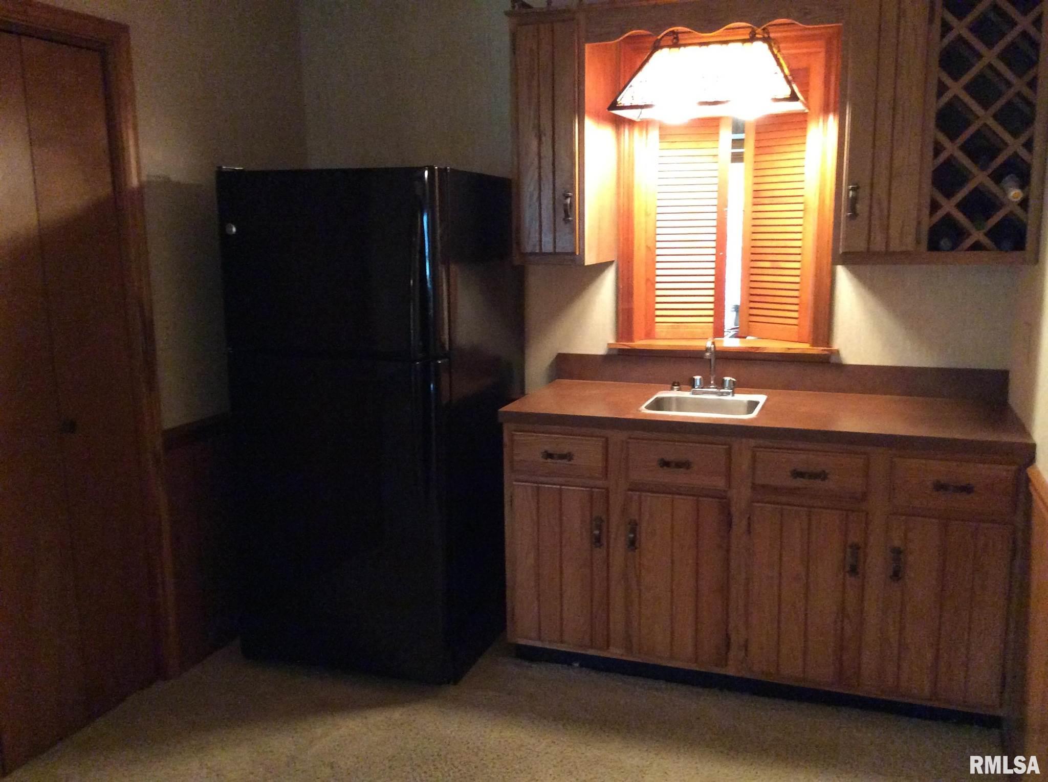 833 North 27th Street Mount Vernon, IL 62864 - Photo 5 of 50