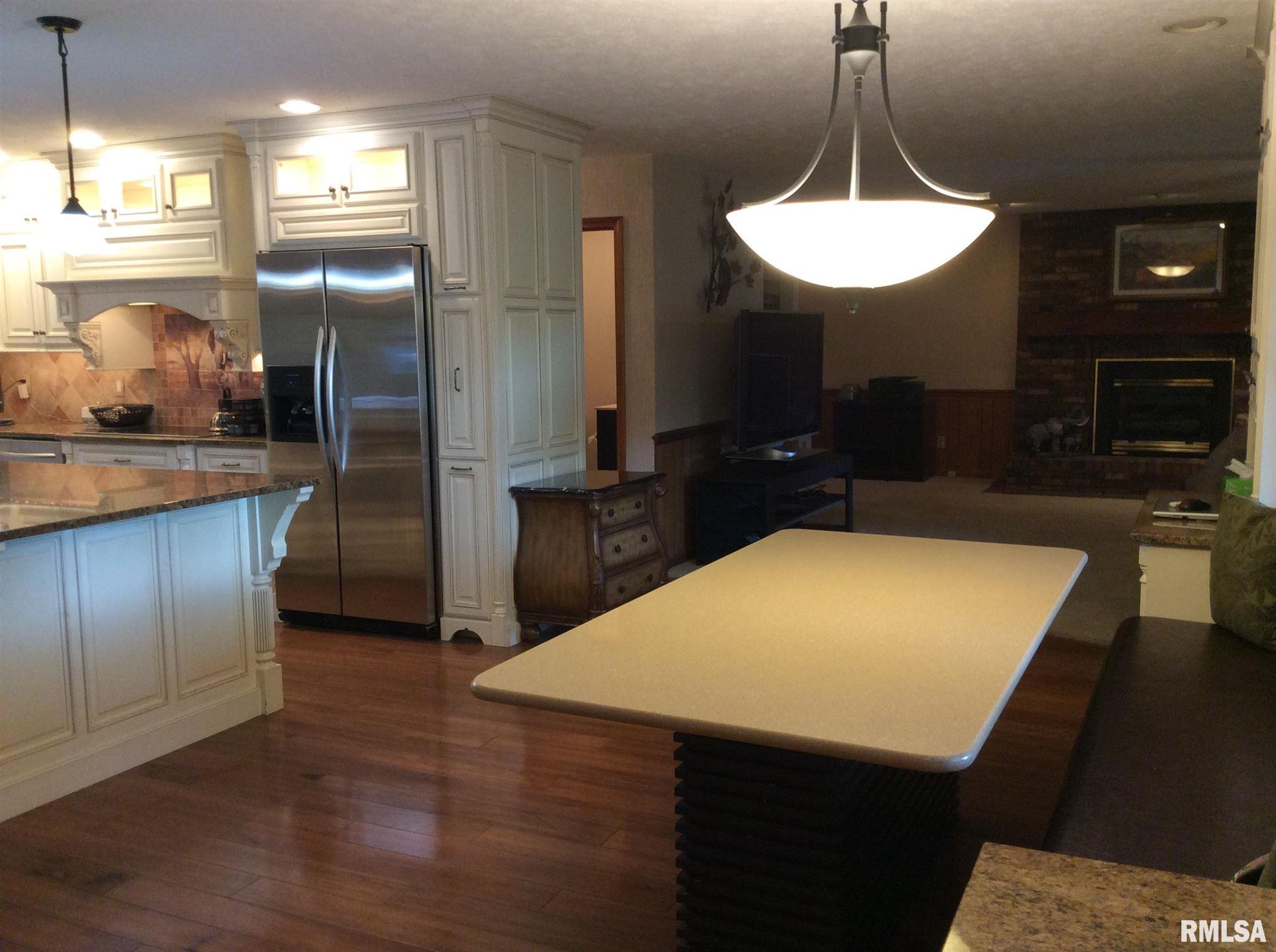 833 North 27th Street Mount Vernon, IL 62864 - Photo 7 of 50