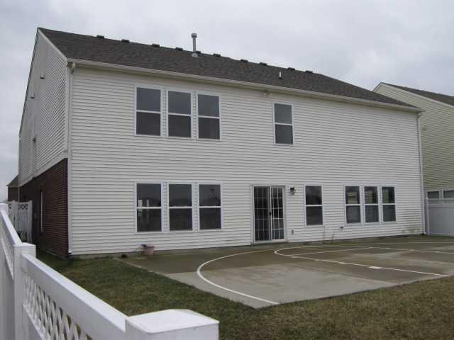 10450 Splendor Way Indianapolis, IN 46234 - Photo 4 of 13