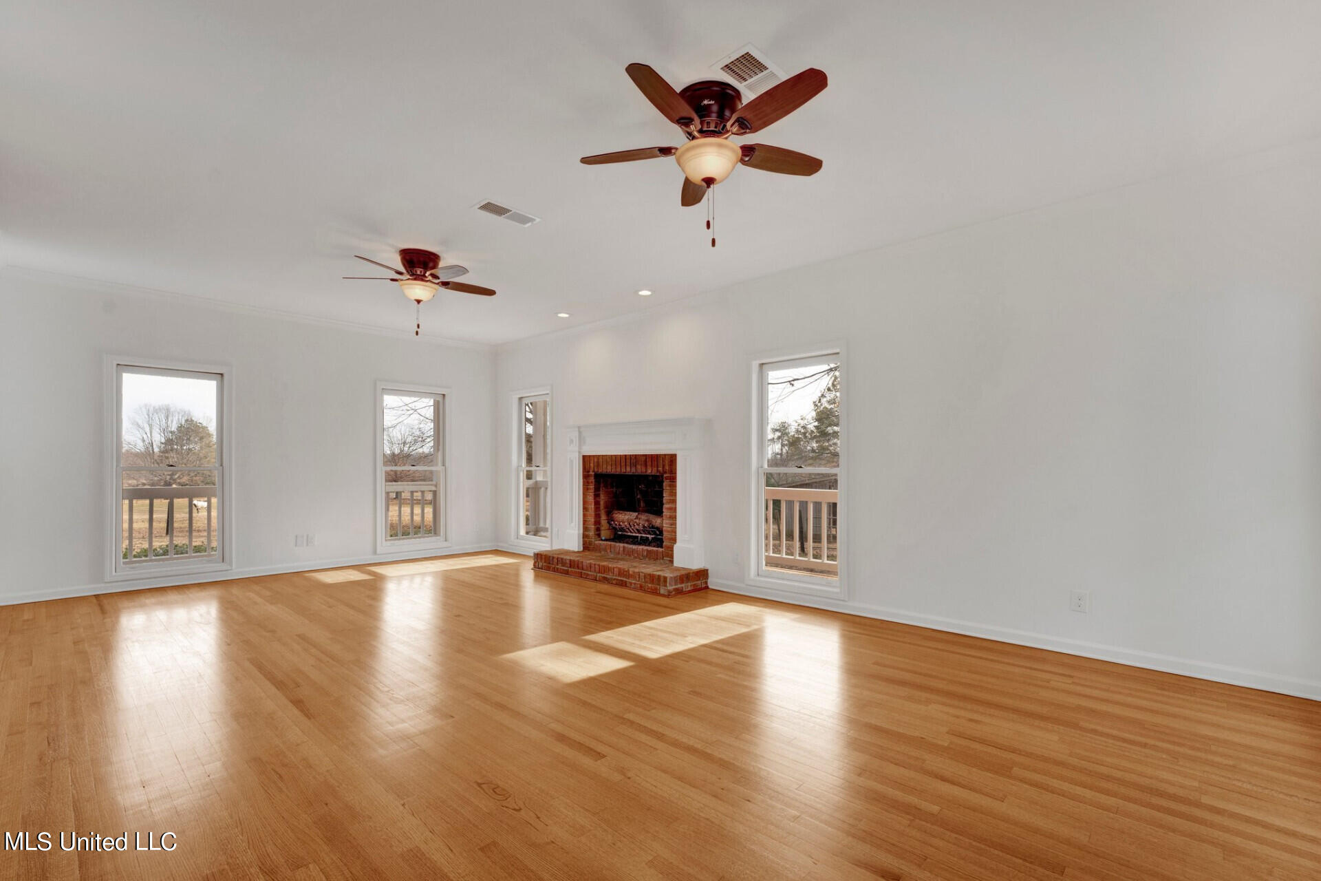 185 Ross Road Olive Branch, MS 38654 - Photo 6 of 25 185RossRd_42355_6