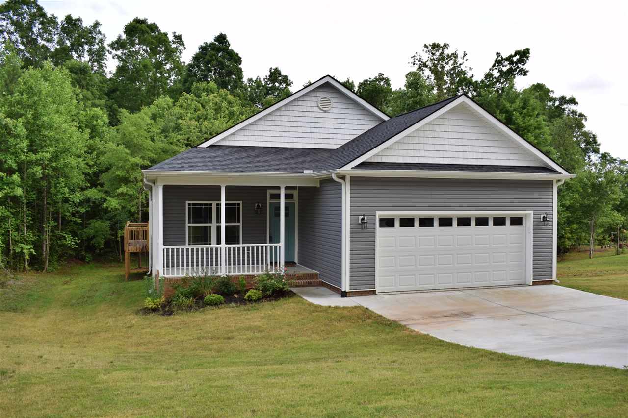 144 Morrow Road Landrum, SC 29356 - Photo 3 of 28