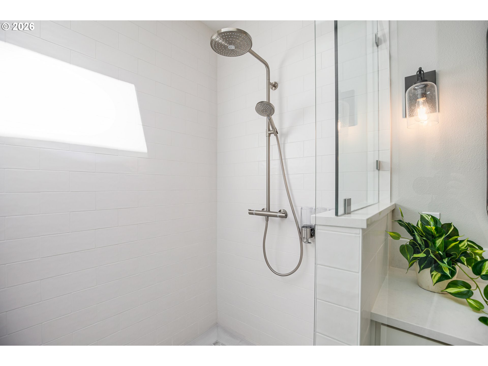 11775 Southeast William Otty Road Happy Valley, OR 97086 - Photo 22 of 47 Owner's Suite Bathroom