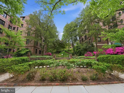 $350,000 | 3900 Connecticut Avenue Northwest, Unit 406F, Washington, DC 20008