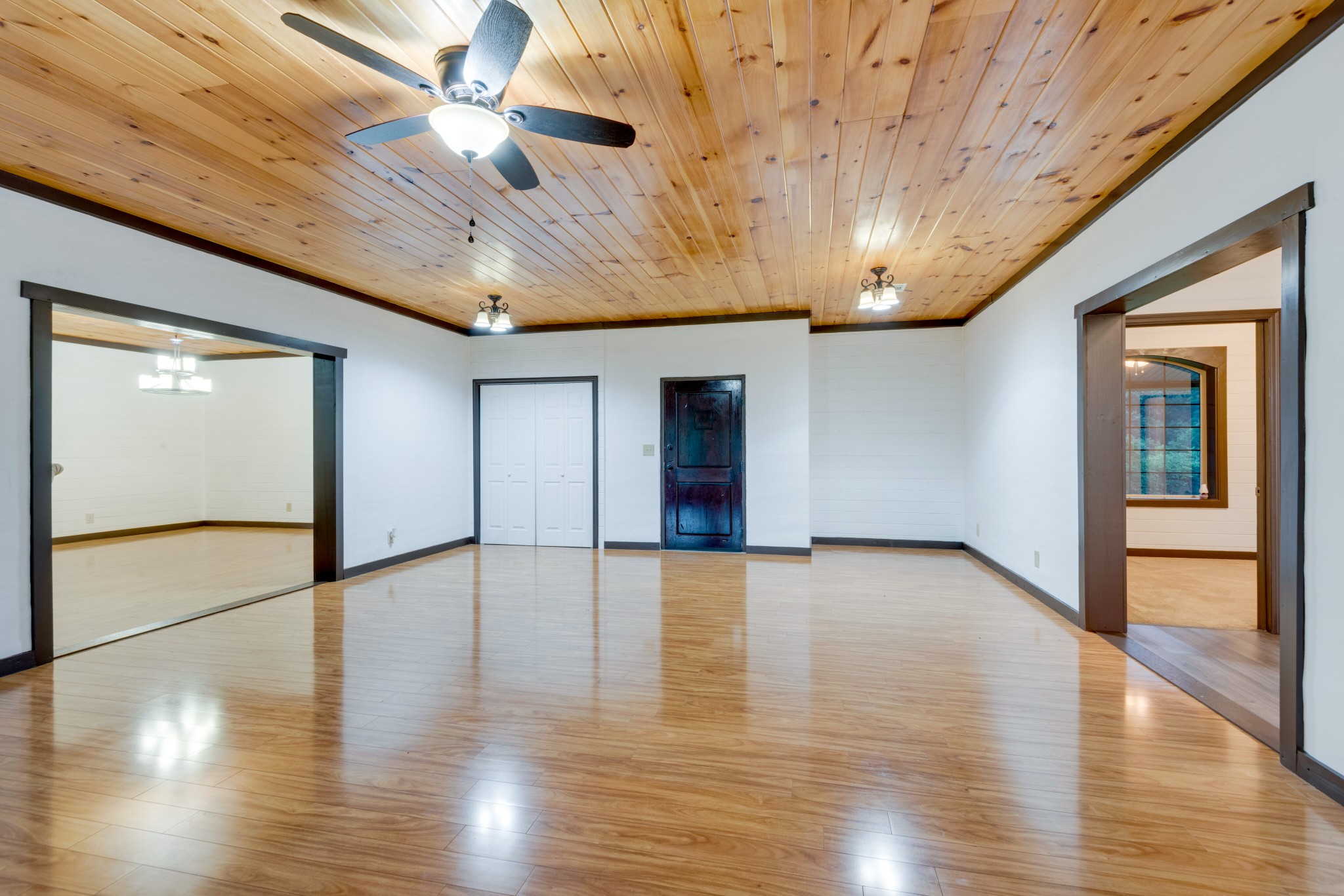 640 Nels Adams Road Dickson, TN 37055 - Photo 3 of 39 Gallery Image 3