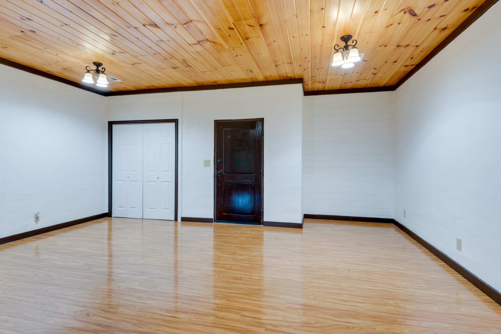 640 Nels Adams Road Dickson, TN 37055 - Photo 4 of 39 Gallery Image 4
