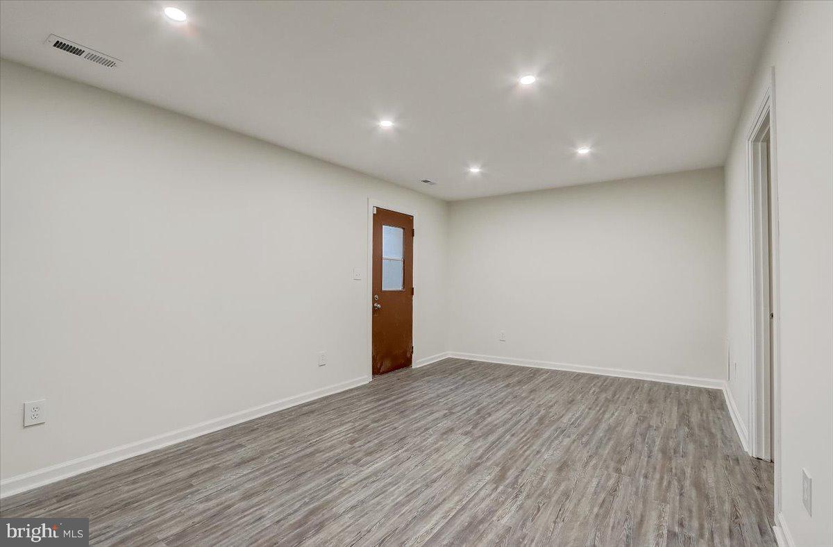 9226 Bellbeck Road Baltimore, MD 21234 - Photo 33 of 38 Gallery Image 33