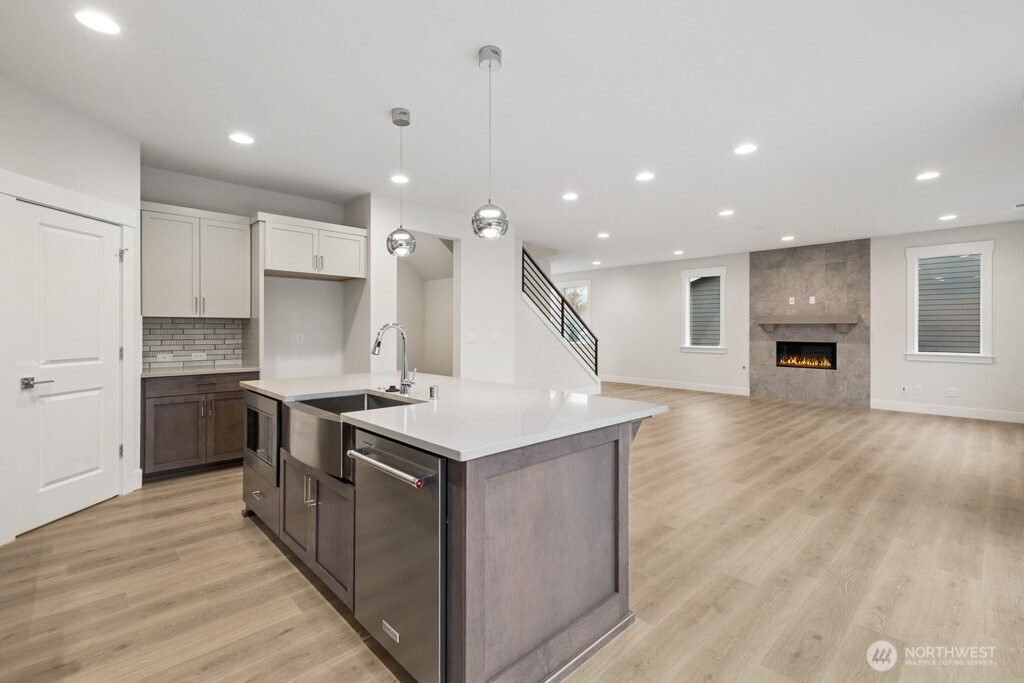 18011 Southeast 250th Place, Unit 2 Covington, WA 98042 - Photo 15 of 32