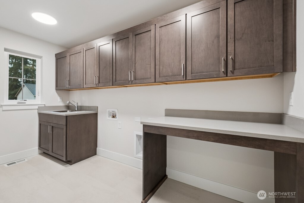 18011 Southeast 250th Place, Unit 2 Covington, WA 98042 - Photo 31 of 32