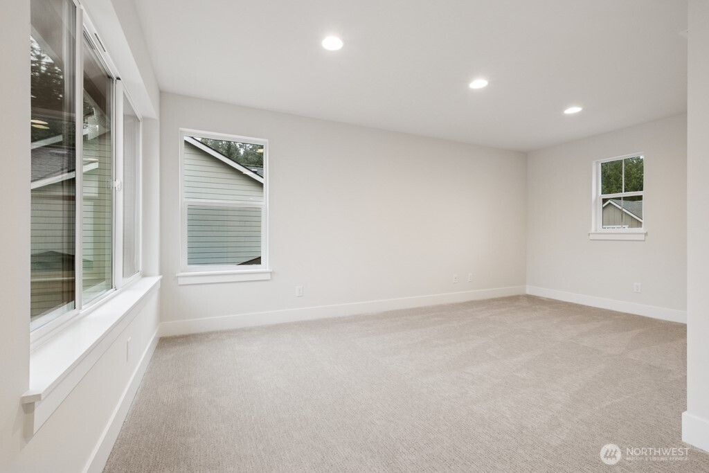 18011 Southeast 250th Place, Unit 2 Covington, WA 98042 - Photo 35 of 40