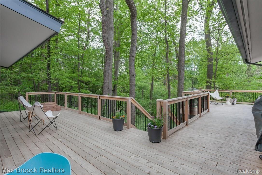 5033 Echo Road Bloomfield Hills, MI 48302 - Photo 32 of 34 Surrounded by nature