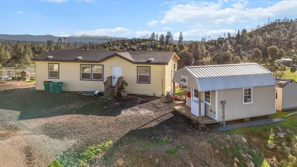 $280,000 | 20034 Parocast Road, Redding, CA 96003