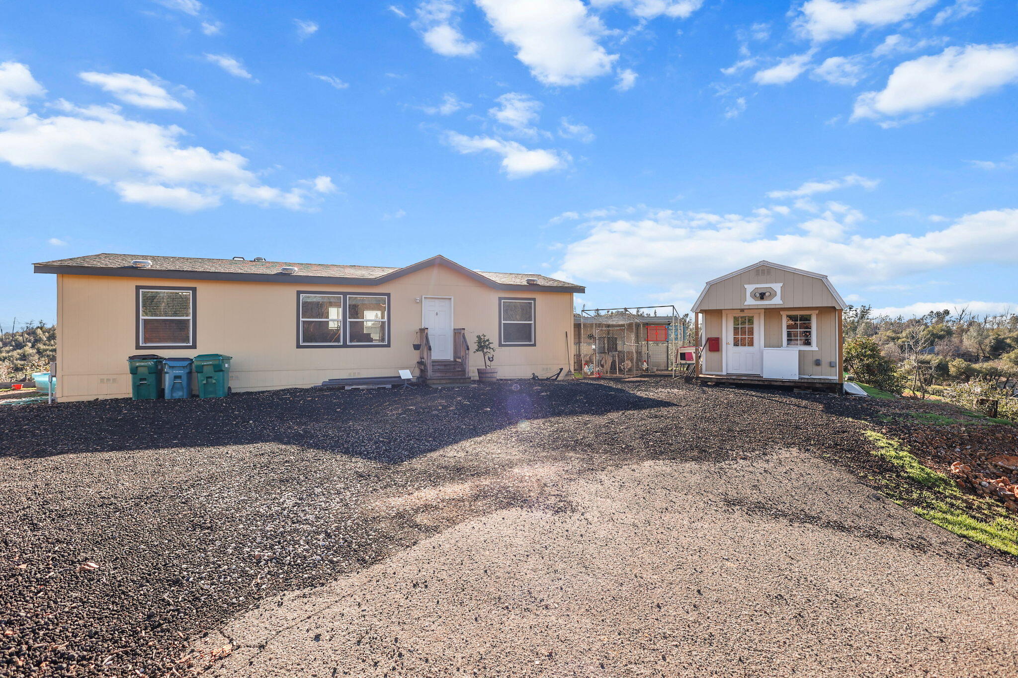 20034 Parocast Road Redding, CA 96003 - Photo 2 of 30 27-web-or-mls-_K3A5728