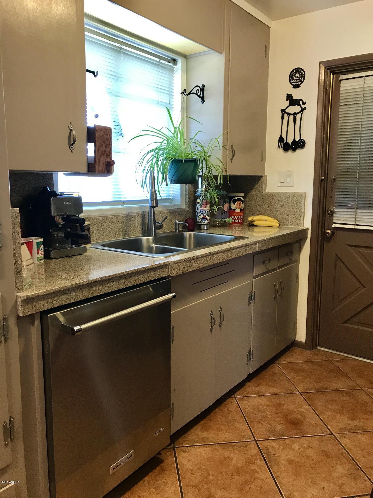 2322 West Cheery Lynn Road Phoenix, AZ 85015 - Photo 7 of 35 FullSizeRender 51