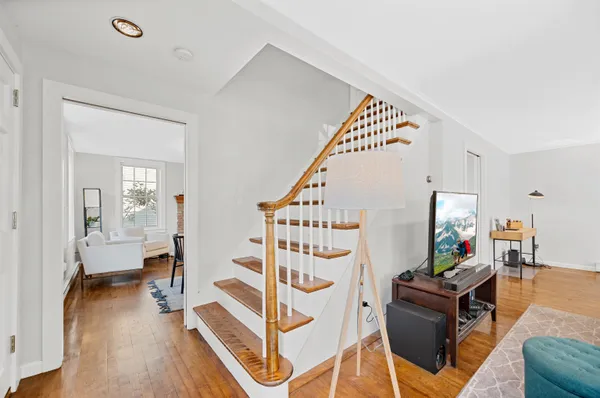 $1,000,000 | 125 Bridge Street, Waitsfield, VT 05673