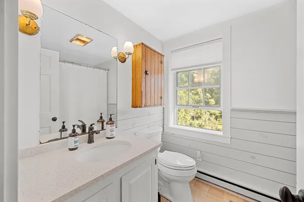 $1,000,000 | 125 Bridge Street, Waitsfield, VT 05673