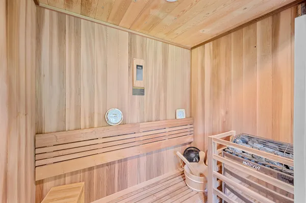 $1,000,000 | 125 Bridge Street, Waitsfield, VT 05673