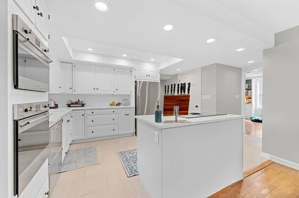 $1,000,000 | 125 Bridge Street, Waitsfield, VT 05673