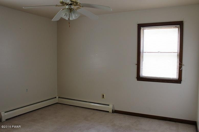 1103 Advent Road Lake Ariel, PA 18436 - Photo 27 of 60 BEDROOM