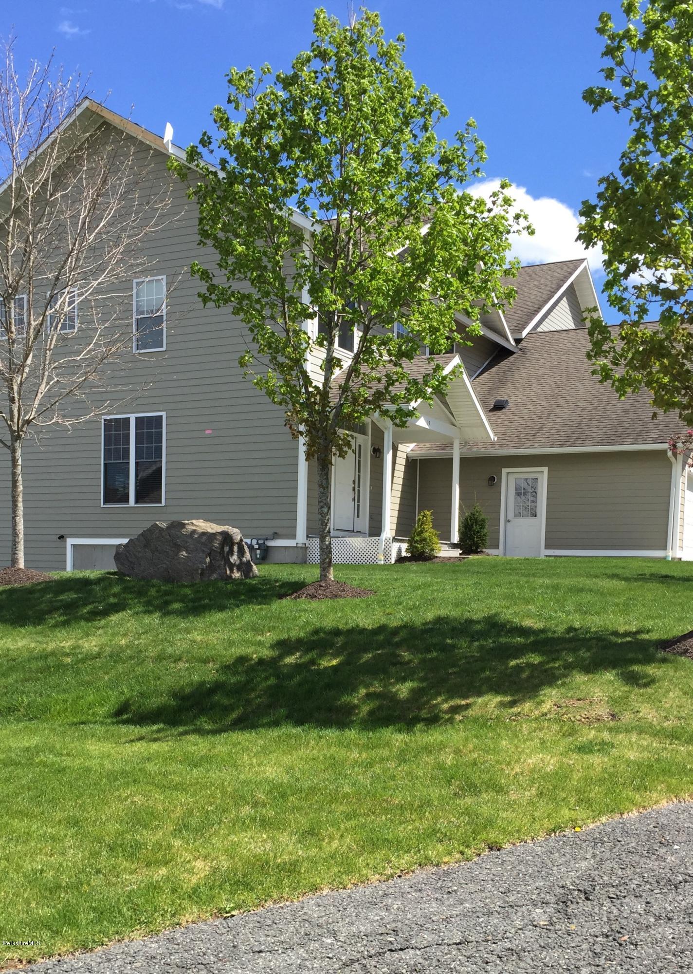 19 Alpine Trail Pittsfield, MA 01201 - Photo 2 of 22 19 Alpine Trail Front