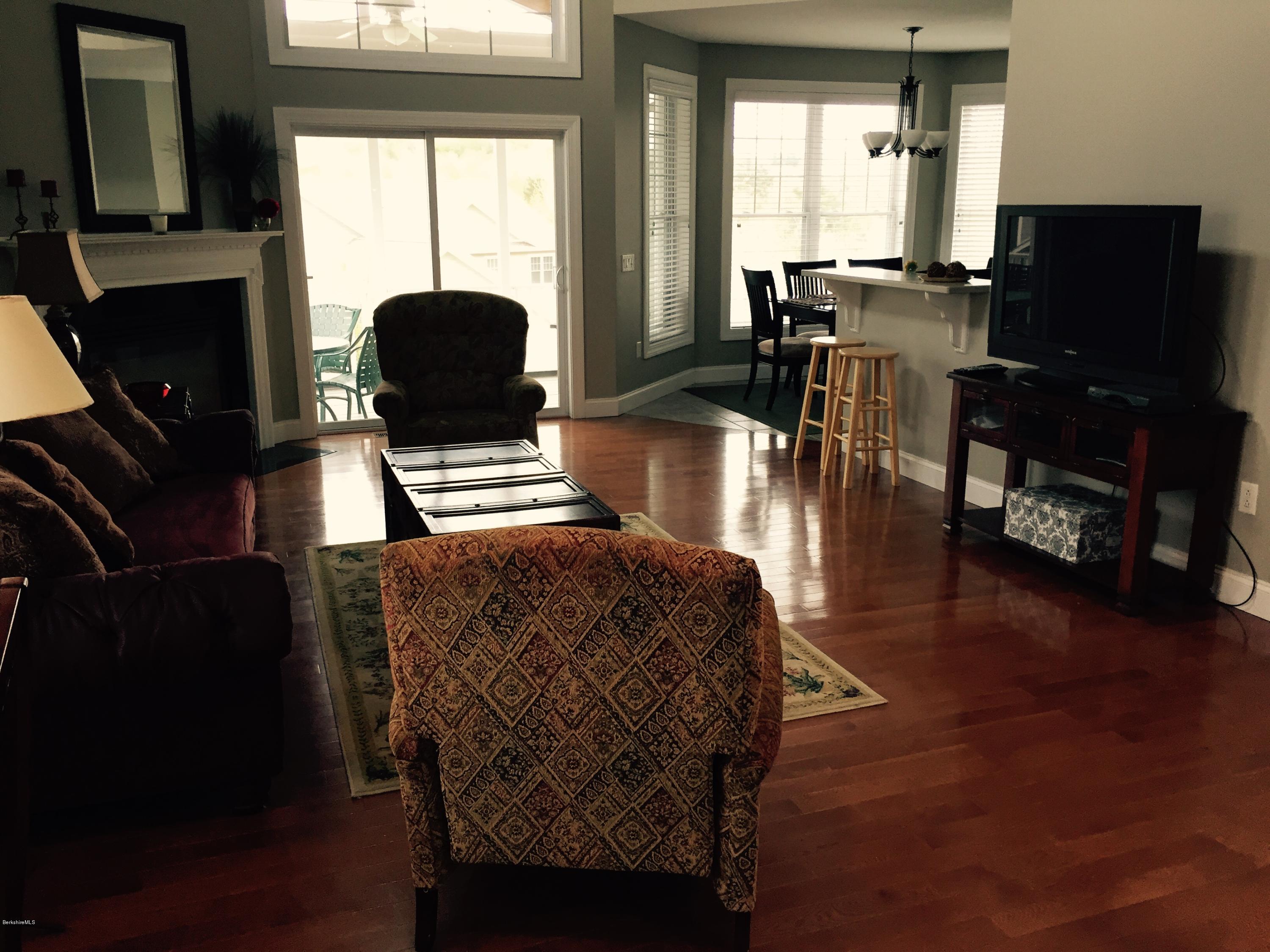 19 Alpine Trail Pittsfield, MA 01201 - Photo 5 of 22 Great Room