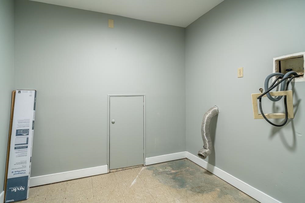 80 Phlox Road Ruckersville, VA 22968 - Photo 18 of 30 a view of a room with rack on the wall