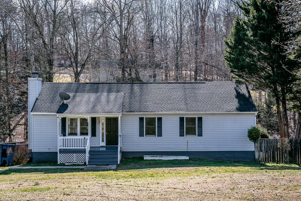 80 Phlox Road Ruckersville, VA 22968 - Photo 19 of 30 front view of a house with a yard