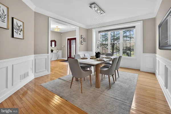 $1,349,000 | 11 Rolling Glen Court, Mount Laurel, NJ 08054