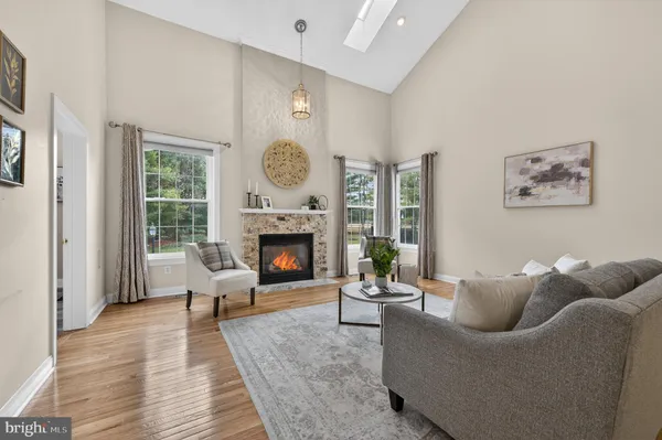 $1,349,000 | 11 Rolling Glen Court, Mount Laurel, NJ 08054