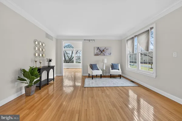 $1,349,000 | 11 Rolling Glen Court, Mount Laurel, NJ 08054